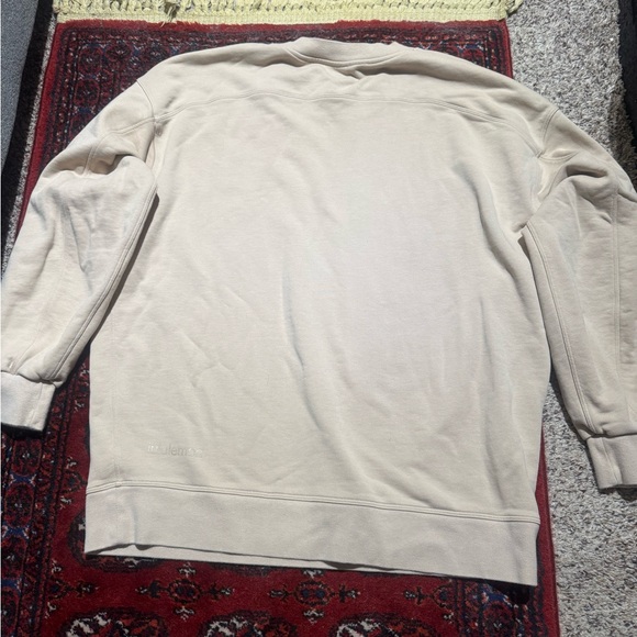 Lululemon Men's Cream Sweatshirt - Picture 4 of 9